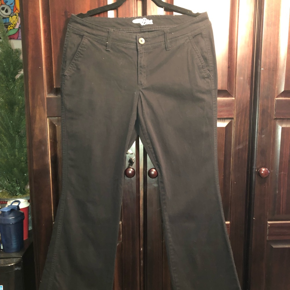 ♥️GAP “The Diva” khaki in black